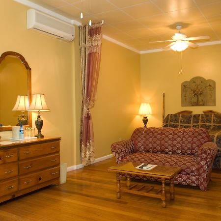 The Great House Inn Беліз Номер фото